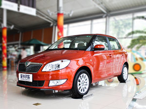 2012款1.6L 自动晶享版 整体外观