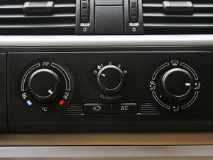 2011款1.4L 自动晶灵版 中控区