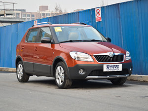 2012款1.6L 整体外观
