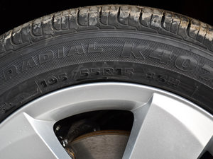 2012��1.6L ݆̥�ߴ�