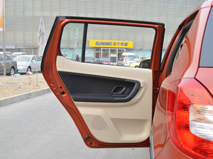 2012款1.6L 左后车门