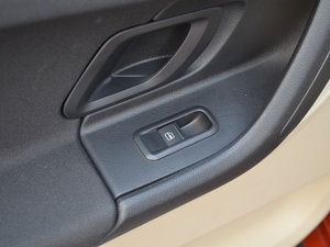 2012��1.6L ���g����