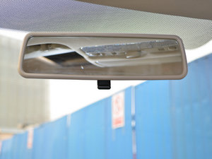 2012款1.6L 车内后视镜
