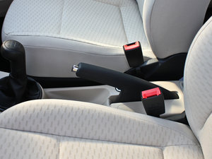 2012款1.4L 手动晶致版 驻车制动器