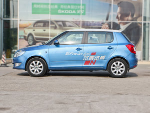 2012款1.4L 自动晶灵版 正侧（左）