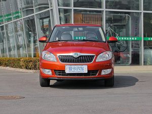 2012款1.4L 自动晶灵版 整体外观