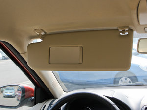 2012款1.4L 自动晶灵版 空间座椅
