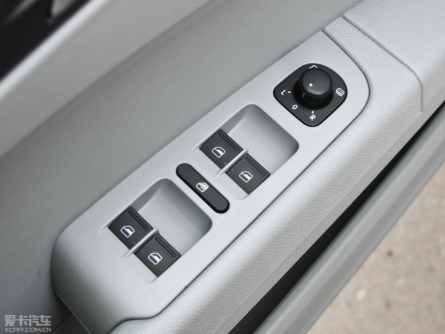 2012J 1.4TSI DSG(yu)Ű