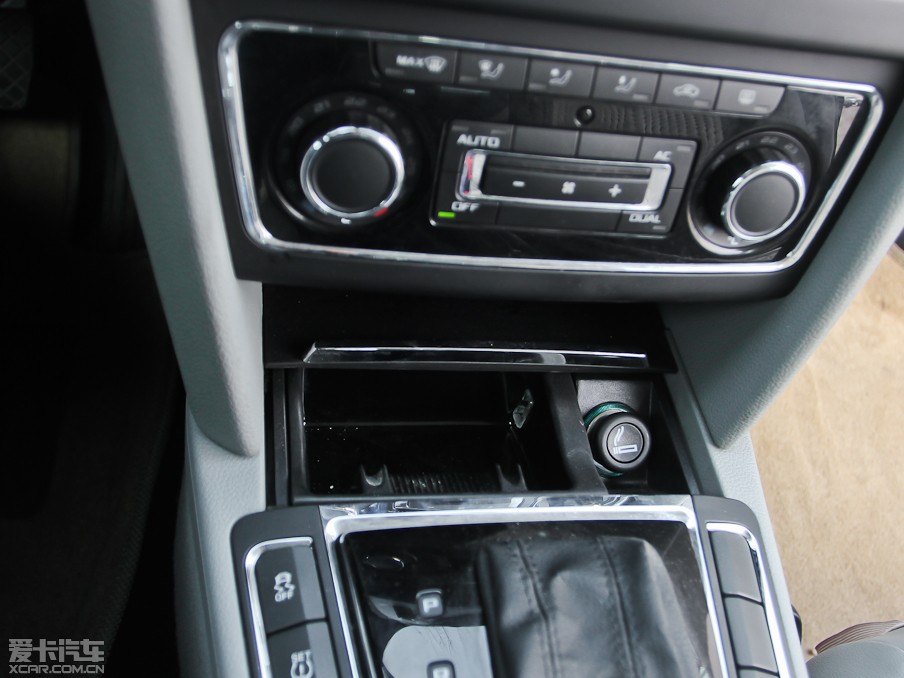 2012J 1.8TSI Ԅ(dng)FŰ