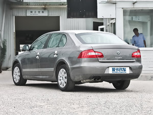 2012款1.4TSI DSG智雅版 左后45度
