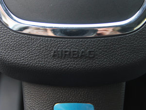 2010款2.0T 中控区