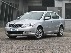 2013款1.4TSI 手动逸俊版 左前45度