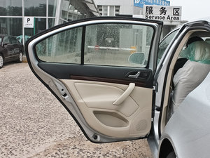 2013款1.4TSI 手动逸俊版 左后车门
