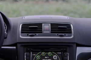 2014 1.4TSI DSG Ӱ п؅^