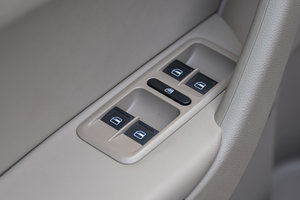 2014 1.4TSI DSG Ӱ п؅^(q)