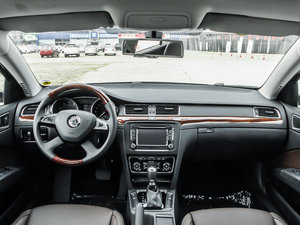 20132.0TSI DSG˰ (ni)ȫ