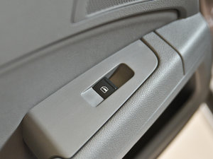 20131.4TSI DSG˰ п؅^(q)