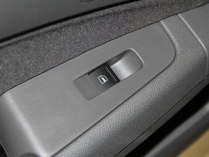 20131.4TSI DSG˰ п؅^(q)