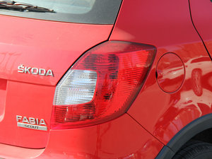 2013��1.6L �������^