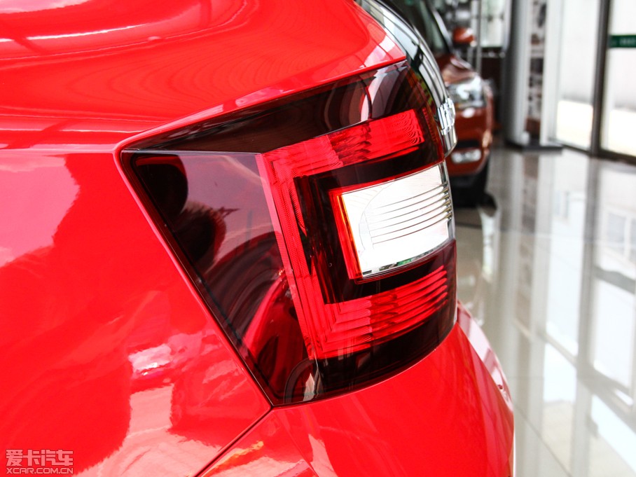 2014꿶 1.6L Զ