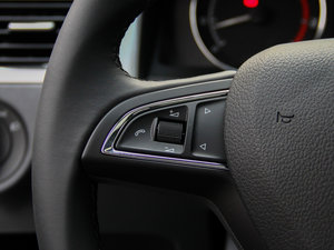 2014款1.6L 自动悦享版 中控区