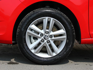 2014款1.4T 自动舒享版 轮圈