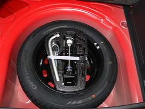 2014款1.4T 自动舒享版 备胎