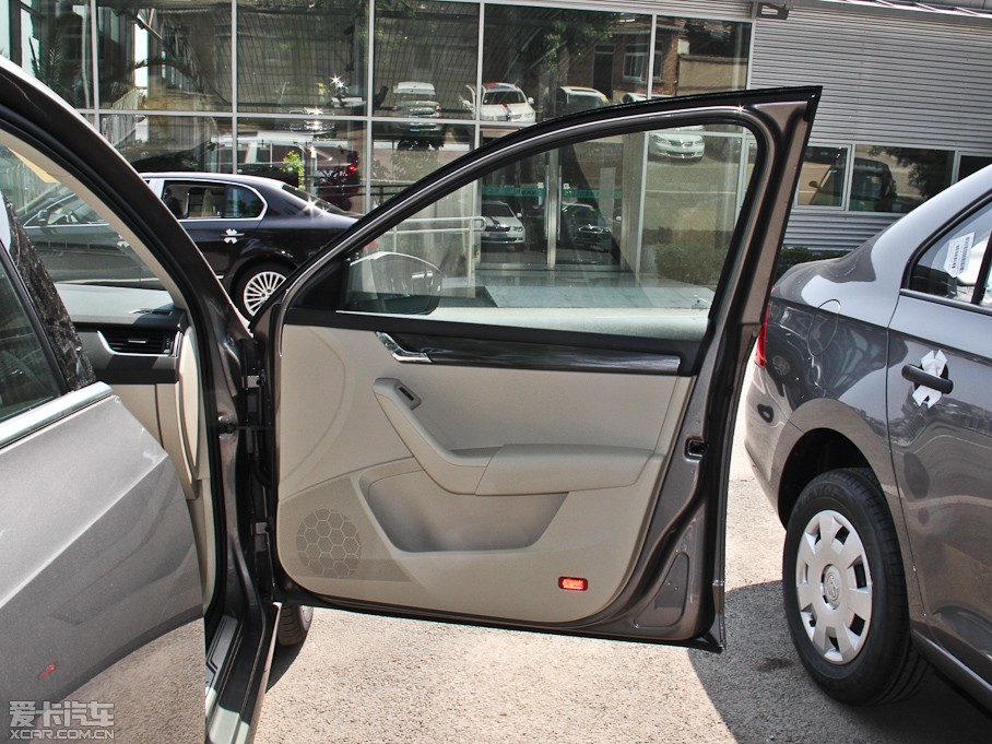 2015�����J 1.6L �Ԅ��ݿ���