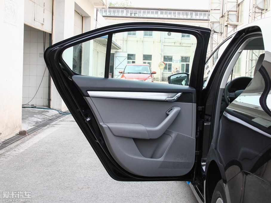 2015J 1.6L Ԅ(dng)ݽܰ