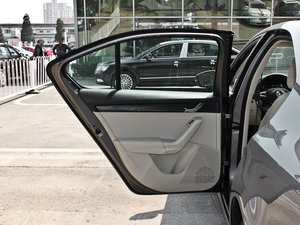 20151.6L Ԅ(dng)ݿ ܇T(mn)