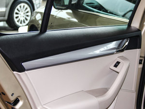 20151.6L ք(dng)ݽܰ g