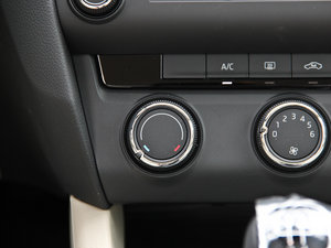 20151.6L ք(dng)ݿ п؅^(q)