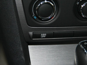 20151.6L Ԅ(dng)ݽܰ п؅^(q)