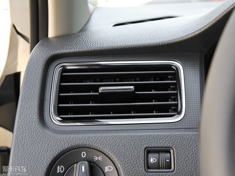 2015J 1.6L ք(dng) x