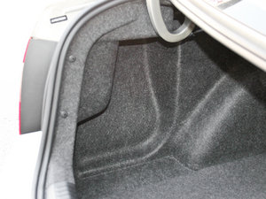 2015款1.6L 手动 智选版 空间座椅