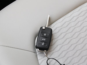2015款1.6L 手动 智选版 其它