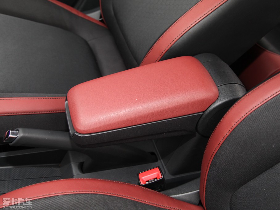 2015��J 1.6L �Ԅ����а�