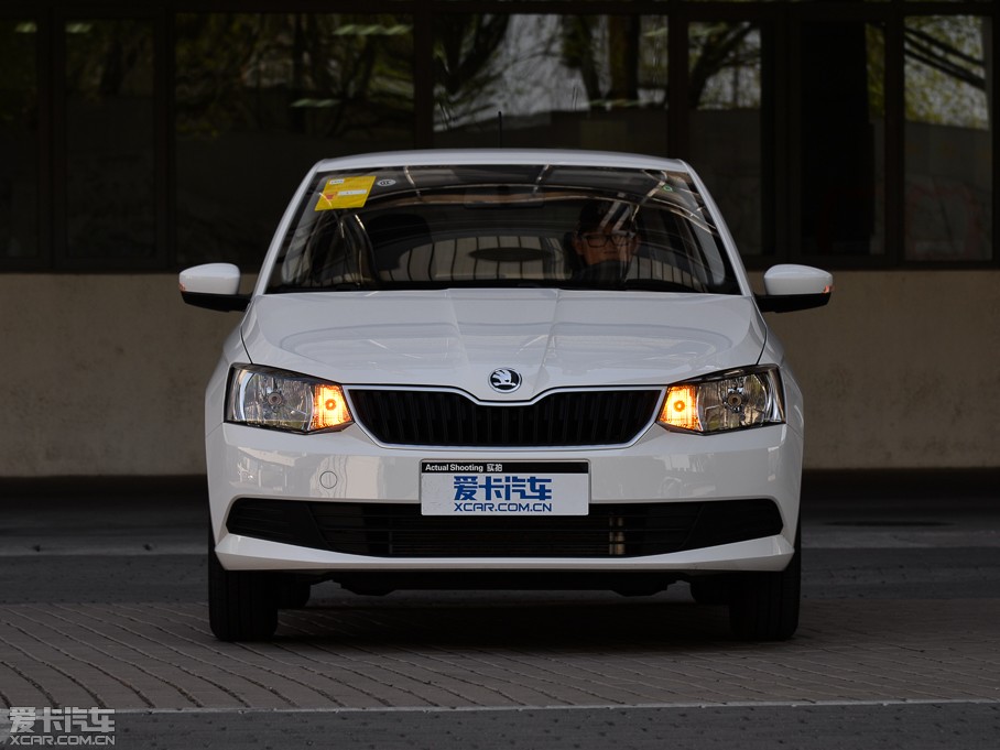 2015J 1.4L Ԅ(dng)ǰа