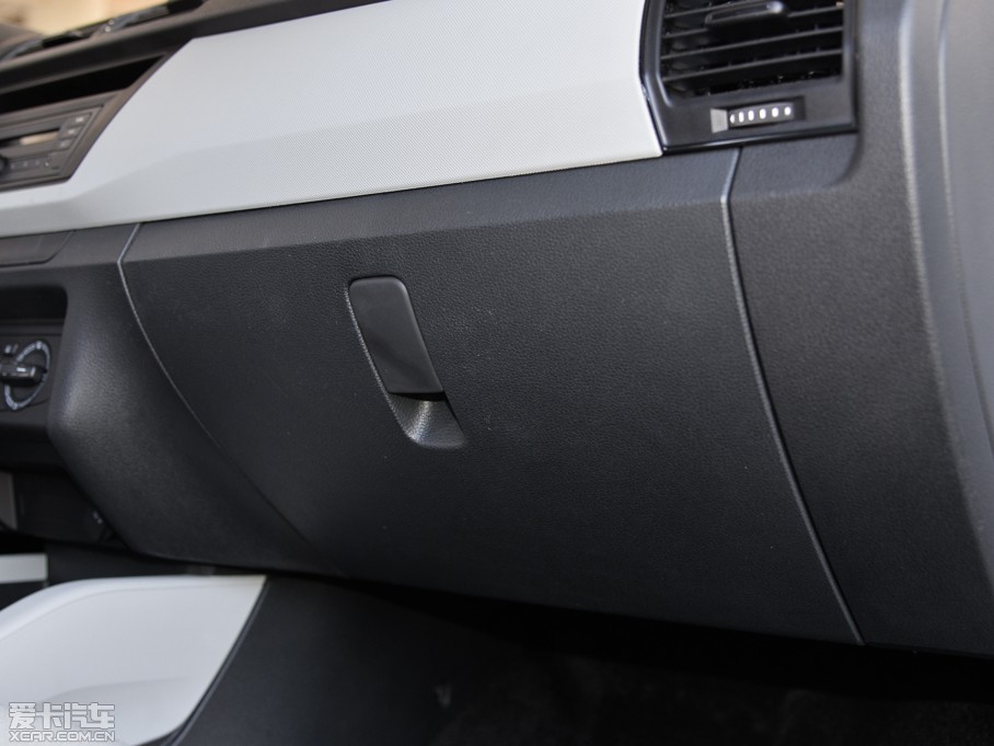 2015J 1.4L Ԅǰа