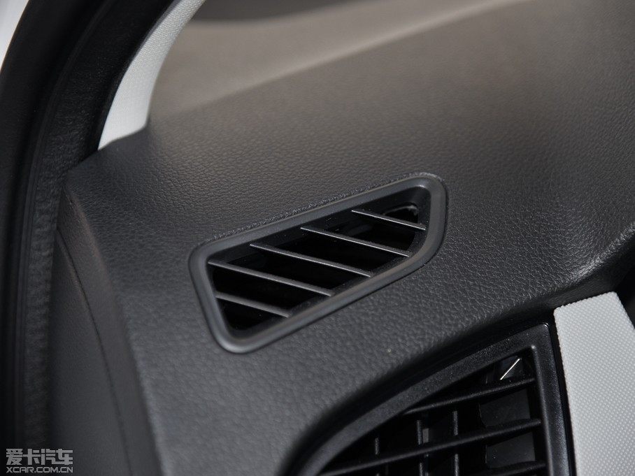 2015J 1.4L Ԅ(dng)ǰа