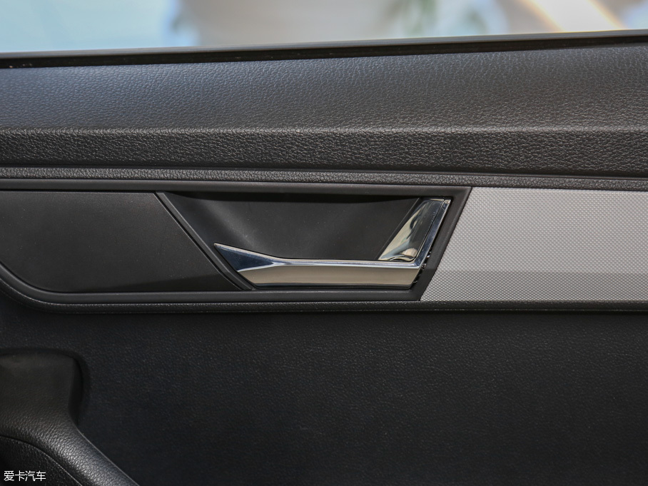 2015��J 1.6L �Ԅ��\�Ӱ�