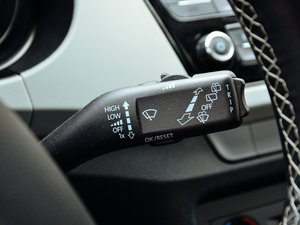 20151.6L Ԅ\Ӱ п؅^