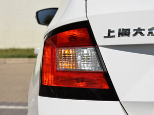 2015款1.4L 自动前行版 细节外观