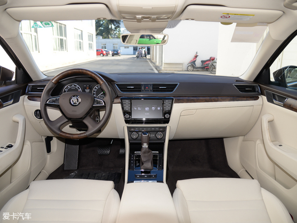 上汽大眾斯柯達2016款速派