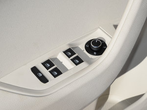 2016330TSI DSGа {܇ƅ^	