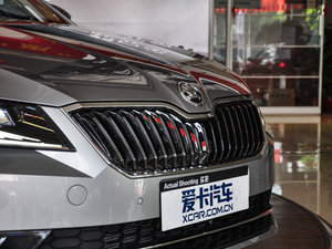 2016330TSI DSGа (ji)^