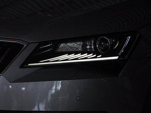 2016330TSI DSGа (x)(ji)^