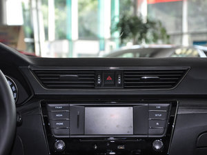 2016330TSI DSGа {(dio)L(fng)