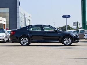 2016330TSI DSG(chung)а w^