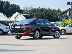 2016330TSI DSG(chung)а w^